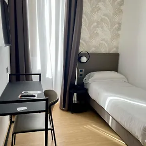 *** Hotel Patria Italy